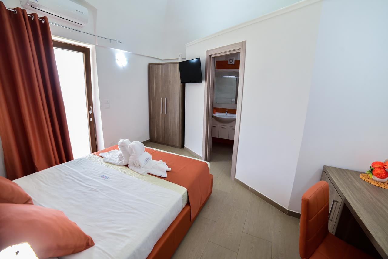 La Palazzina Bed & Breakfast Porto Cesareo Ngoại thất bức ảnh